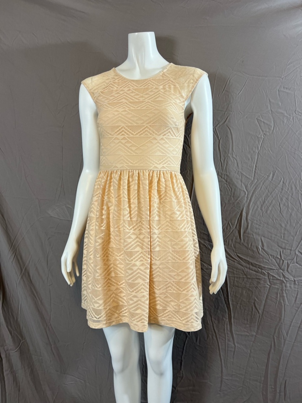 dina be Peach Lace Sleeveless Mini Dress